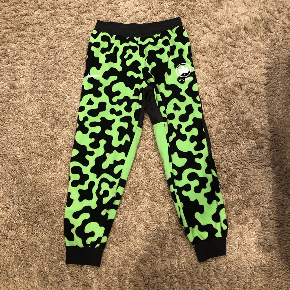 Nike Green and Black Camo Sweatpants